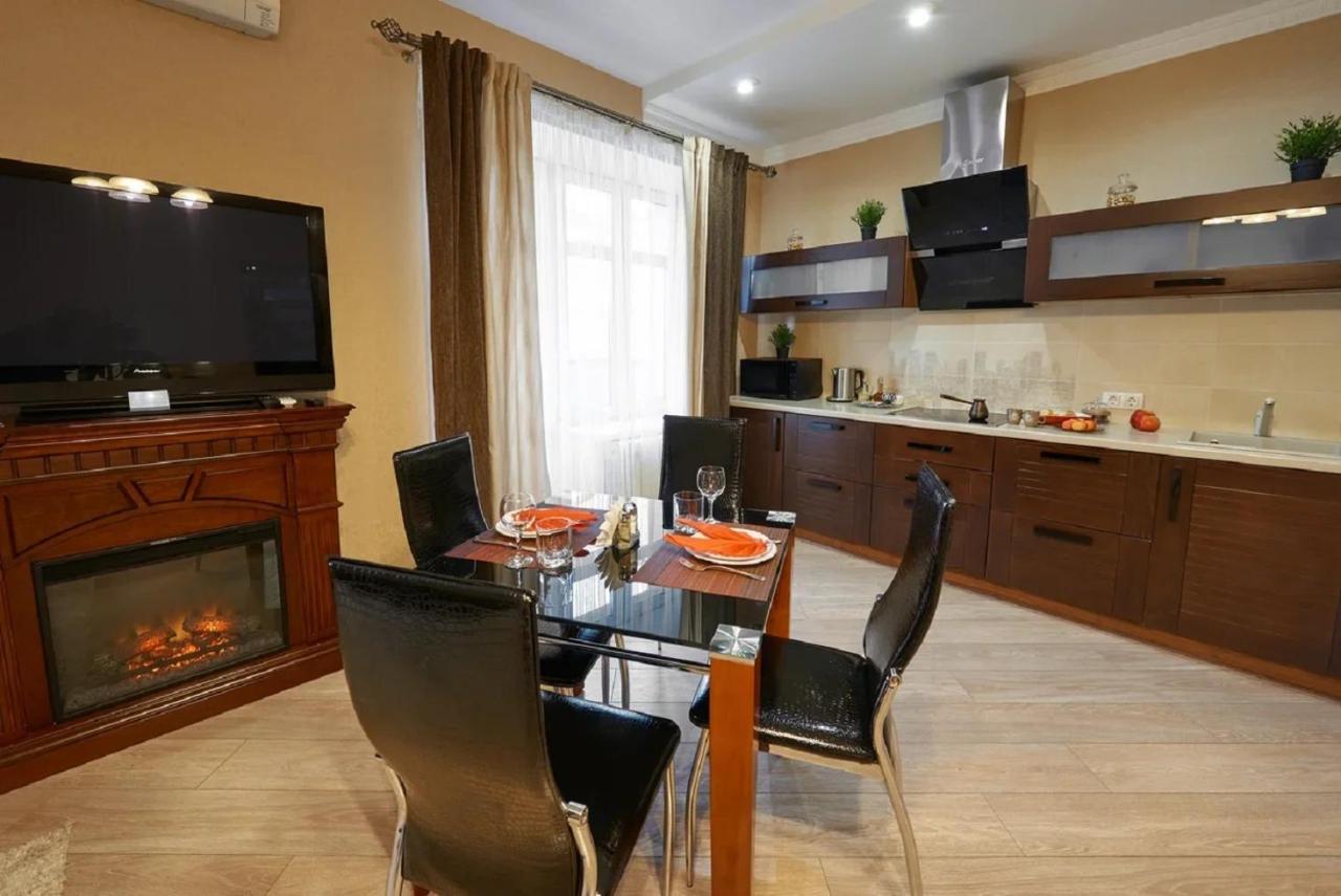Paulmarie Apartments On Prs. Lenina, 51 Gomel Exteriör bild