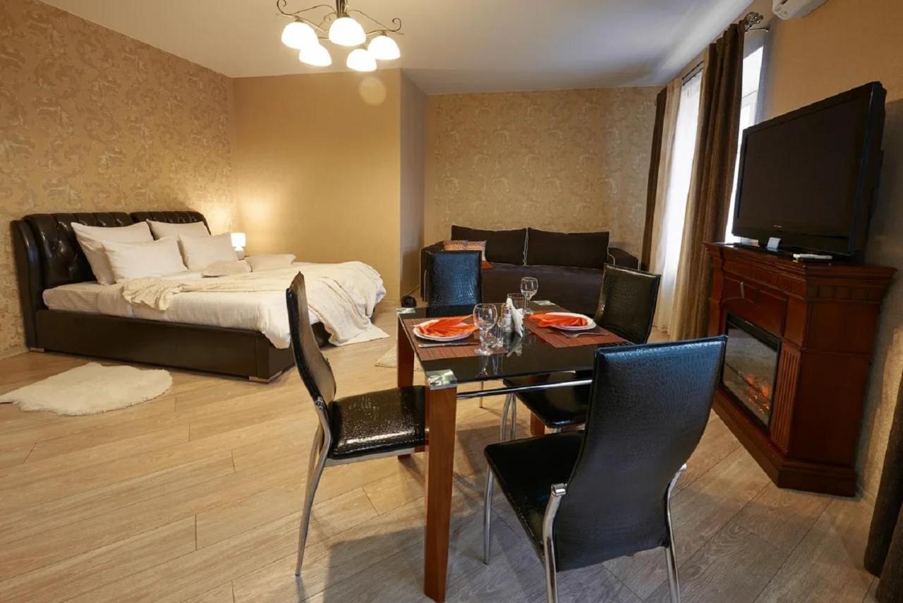 Paulmarie Apartments On Prs. Lenina, 51 Gomel Exteriör bild